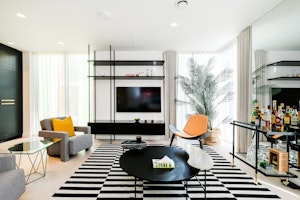 Soho Muse image 5