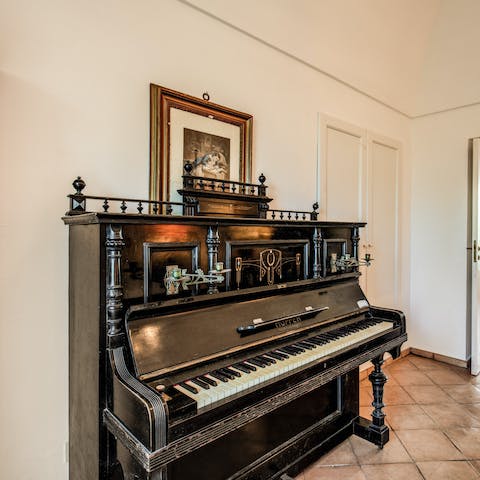 Treat your most musically inclined guests to the bedroom with its own piano