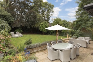 Edwardian Elegance image 15