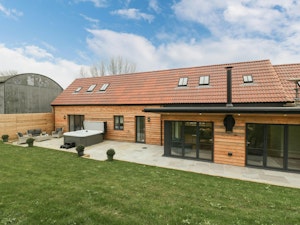 The Orchard Barn image 3