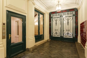 Jade Passage image 4