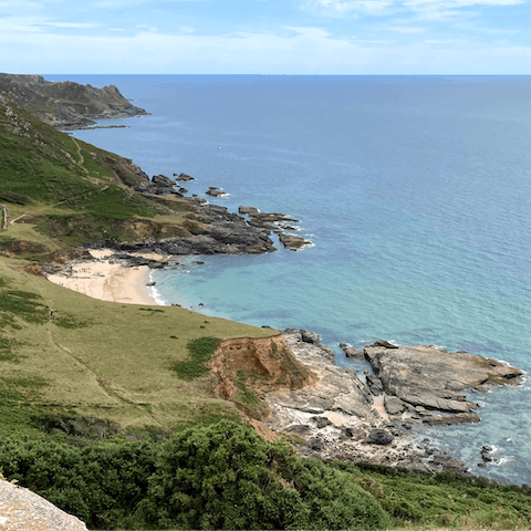 Embrace a coastal adventure in Salcombe – just five minutes away 