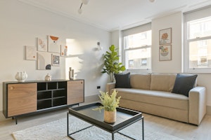 Bloomsbury Calm image 9