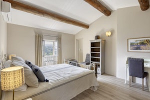 Provence Nook image 4