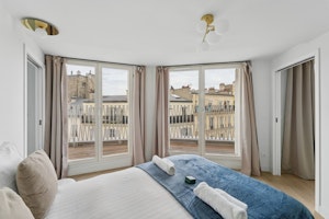 The Everyday Parisian image 5