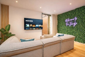 Manchester Modern image 6