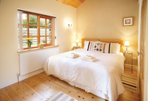 Chestnut Barn image 5