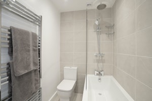 Ambleside Abode image 12