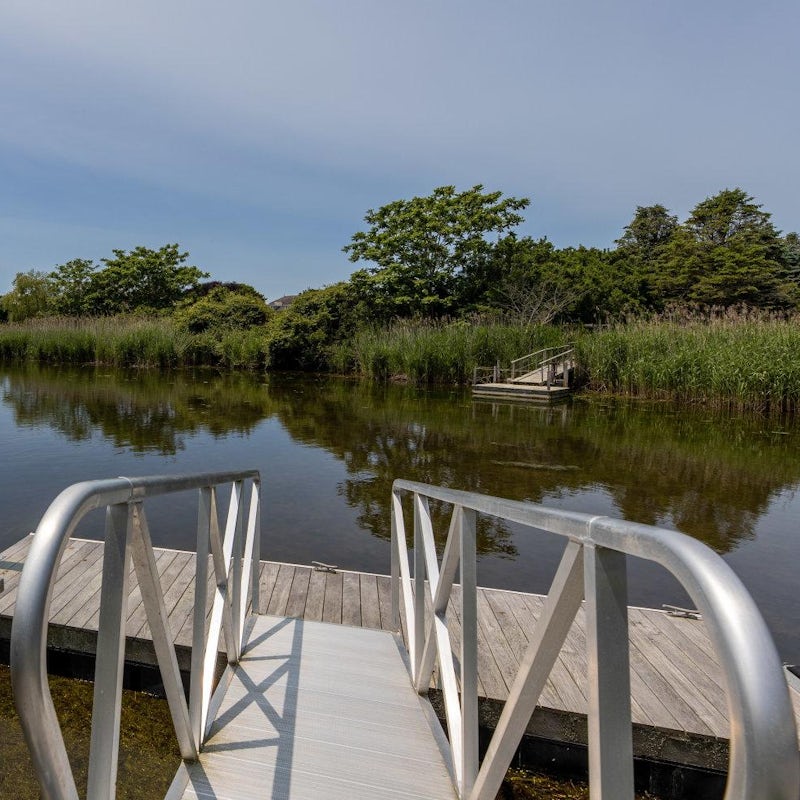 Access Sam’s Creek from the private dock