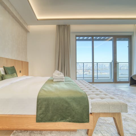 Wake up to dreamy Dubai views from the stylish bedrooms