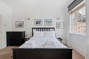 Belgravia Belle image 8