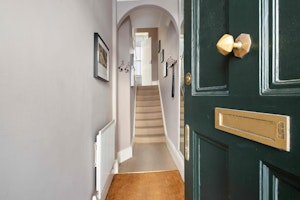 Belgravia Belle image 5
