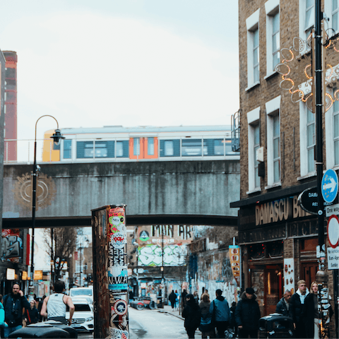 Explore buzzing Shoreditch right outside your door