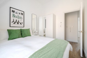 A London Lullaby image 15