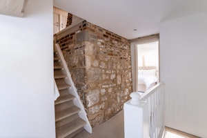 Wisteria House image 10