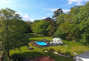 Wisteria House image 6