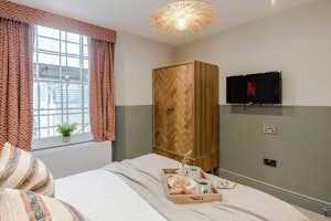 Redland Retreat image 4