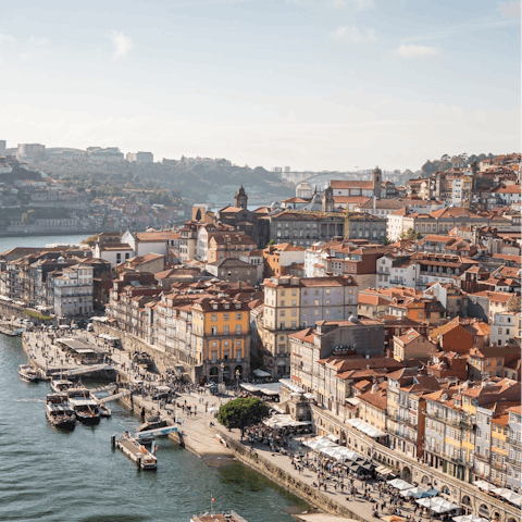 Stay in the heart of Porto, near the beautiful Douro River