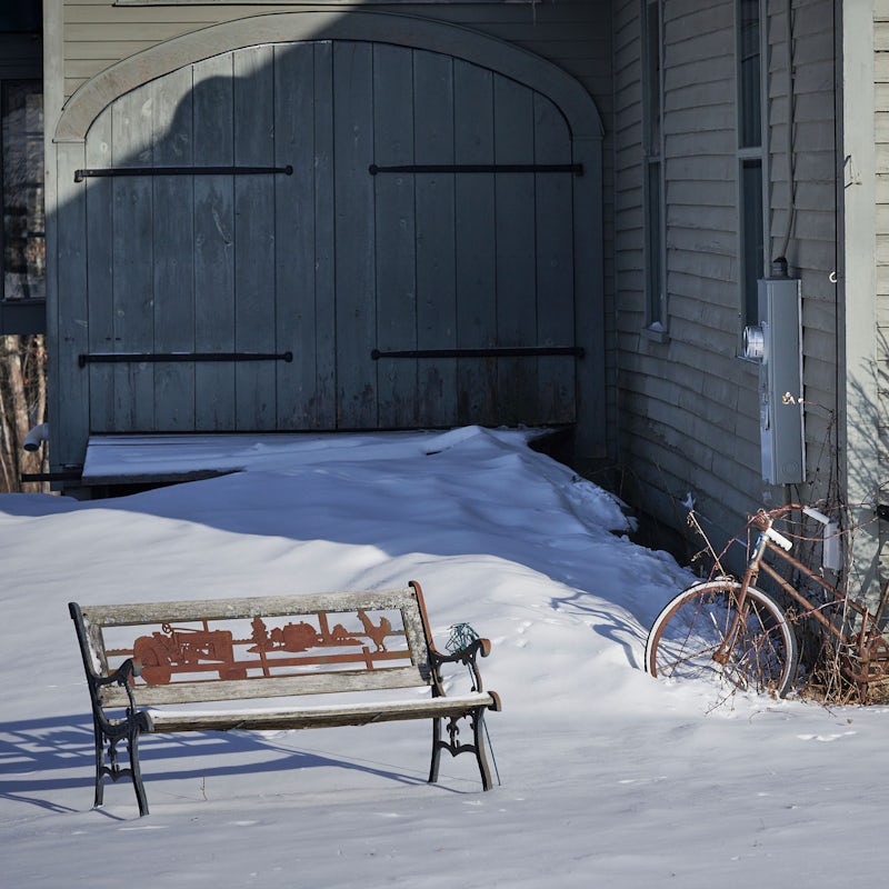 Sit out with a book in the snowy novelesque setting