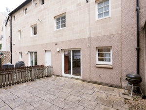 A Mews for You image 11