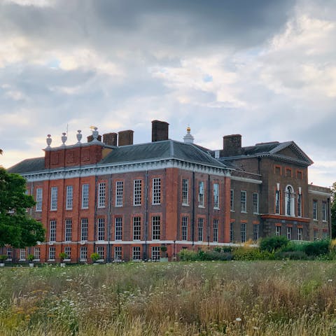 Call in on your neighbourhoods –⁠ Kensington Palace is just a twenty-minute stroll away