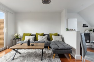 Golden Retreat image 1