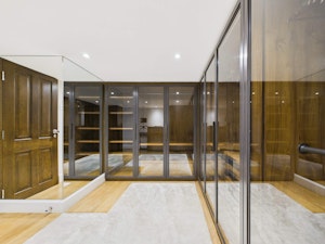 Gilded Kensington image 7