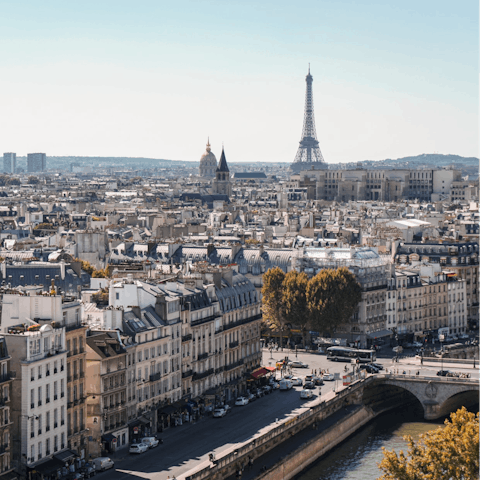 Discover all that Paris has to offer, including the vibrant Saint-Martin district