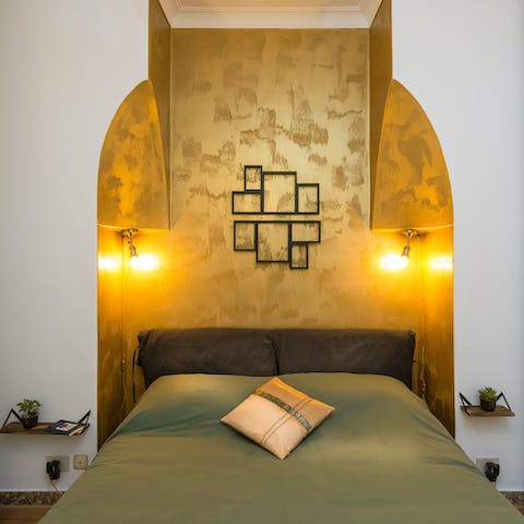 Wake up in the beautifully dressed bedrooms feeling rested and ready for another day of Rome sightseeing