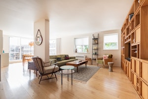 Mid-Century Charm image 9