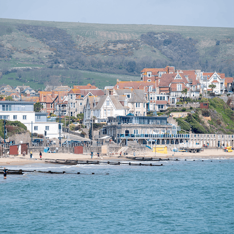 Pack up your beach bags for a day along Swanage's sands – just one mile away