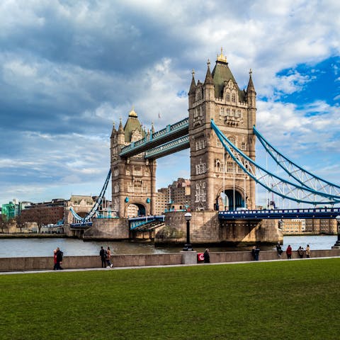 Walk to the iconic Tower Bridge, a must-visit in London