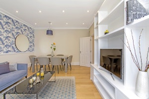 Belgravia Blue image 9