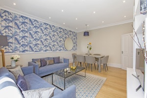 Belgravia Blue image 5