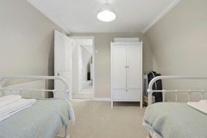 Oyster Shore image 5