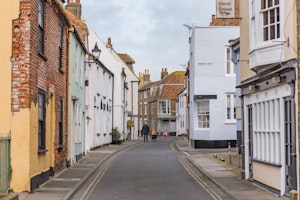 A Tuppence & Shilling image 8