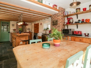 The River Cottage image 14