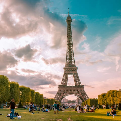 Hop on the metro and see the Eiffel Tower up close – it's 3km away