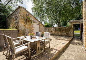 Cotswold Escape image 1