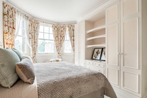 Park Avenue image 14