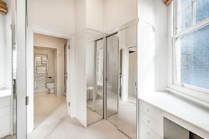 Park Avenue image 10