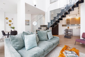 Kentish Town Duplex image 13