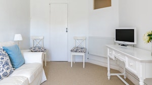 Monarch's Hideaway image 8