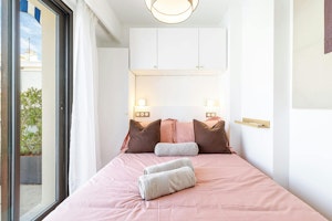 French Riviera Haven image 7