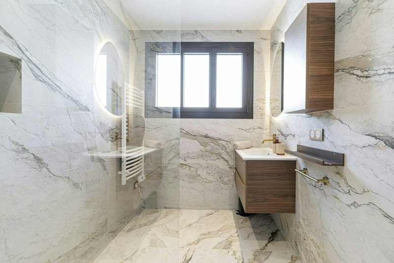 French Riviera Haven additional image