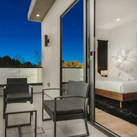 Roll out of bed and onto the balcony for a spot of breakfast