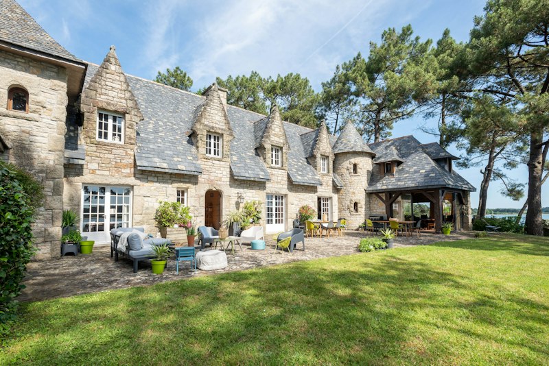 Maison Champagne main image