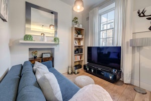 Fitzrovia Hideaway image 6