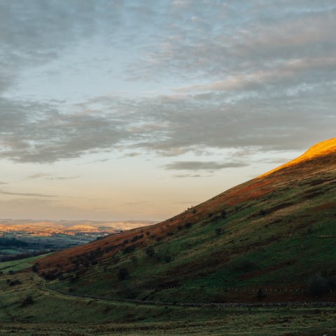 Discover the stunning diverse landscapes of the Brecon Beacons, with plenty of trails leading right from the cottage's front door
