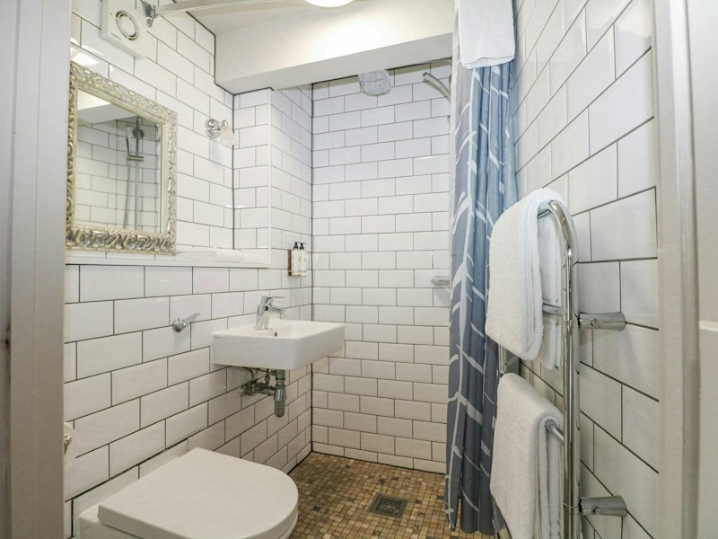 The Shooting Lodge additional image